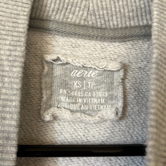 AE sweater - Picture 2 of 4